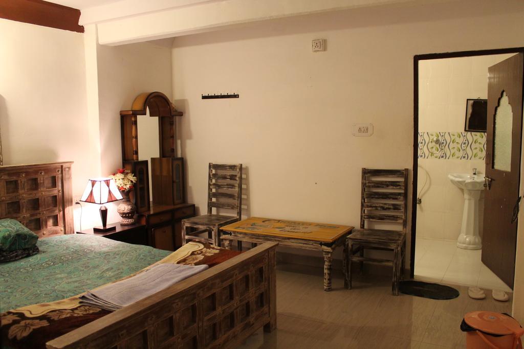 Kesar Heritage Guest House Jodhpur  Zimmer foto